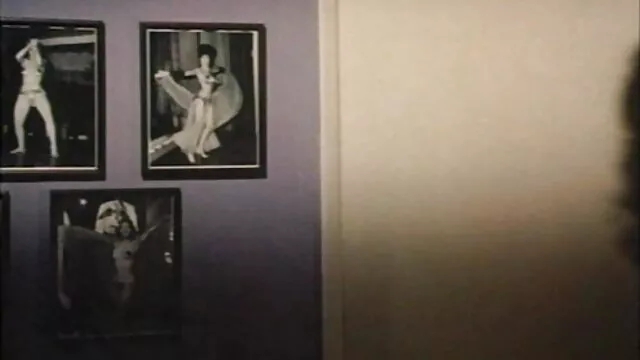Ragazzo catturato priscilla salerno film hard giovane vicino di casa a fare sesso con un pompino proprio sotto il portico