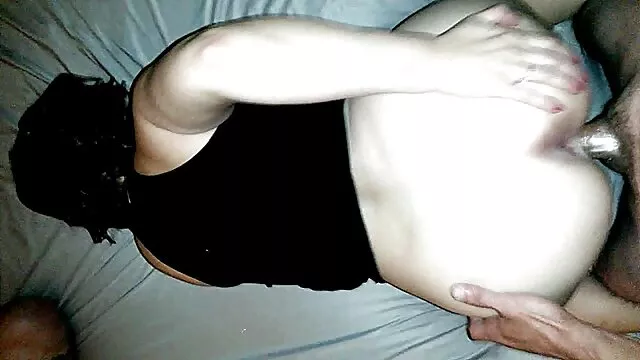 Il cazzo di un uomo comune non donne muscolose hard entra in bocca kralitsa, e nel suo pisechku difficile salire