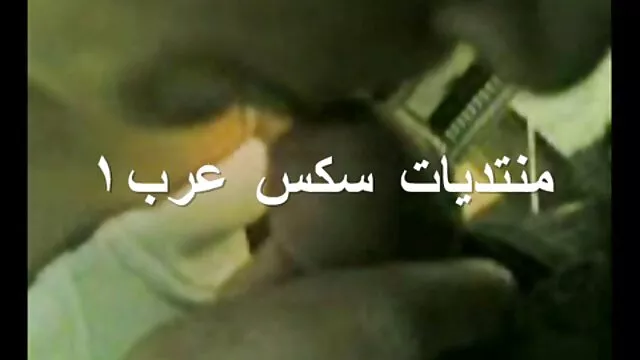 Agosto Ames è rimasto colpito trans film hard dalle dimensioni del suo cazzo e ha iniziato a succhiarlo