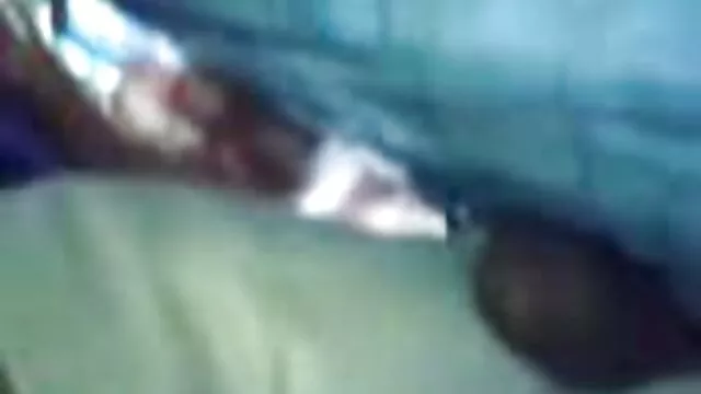 Bionda con grandi tette fa testimoniare il donne famose hard suo debole marito burattino mentre viene devastata da un tizio tecnico ben appeso