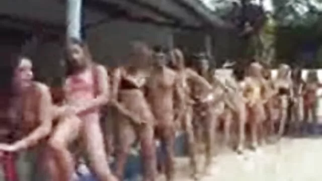 Eroticax è vietato video hard alessia marcuzzi godere