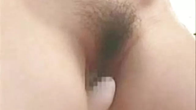 Amante scopata bionda con attrici famose in film hard gli occhiali in un cappello e riempito gli occhiali con sperma